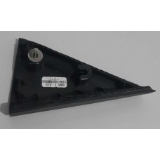 26226730 Moldura Interna Tras Dir Chevrolet Tracker 2021